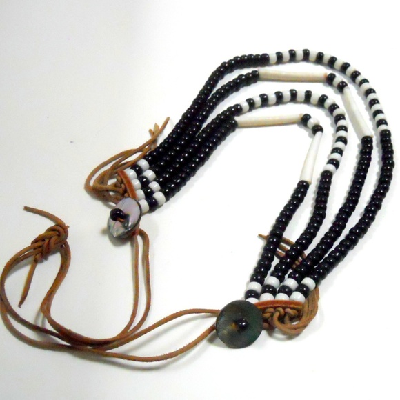 Bead and Horn Native Necklace - Picture 2 of 7
